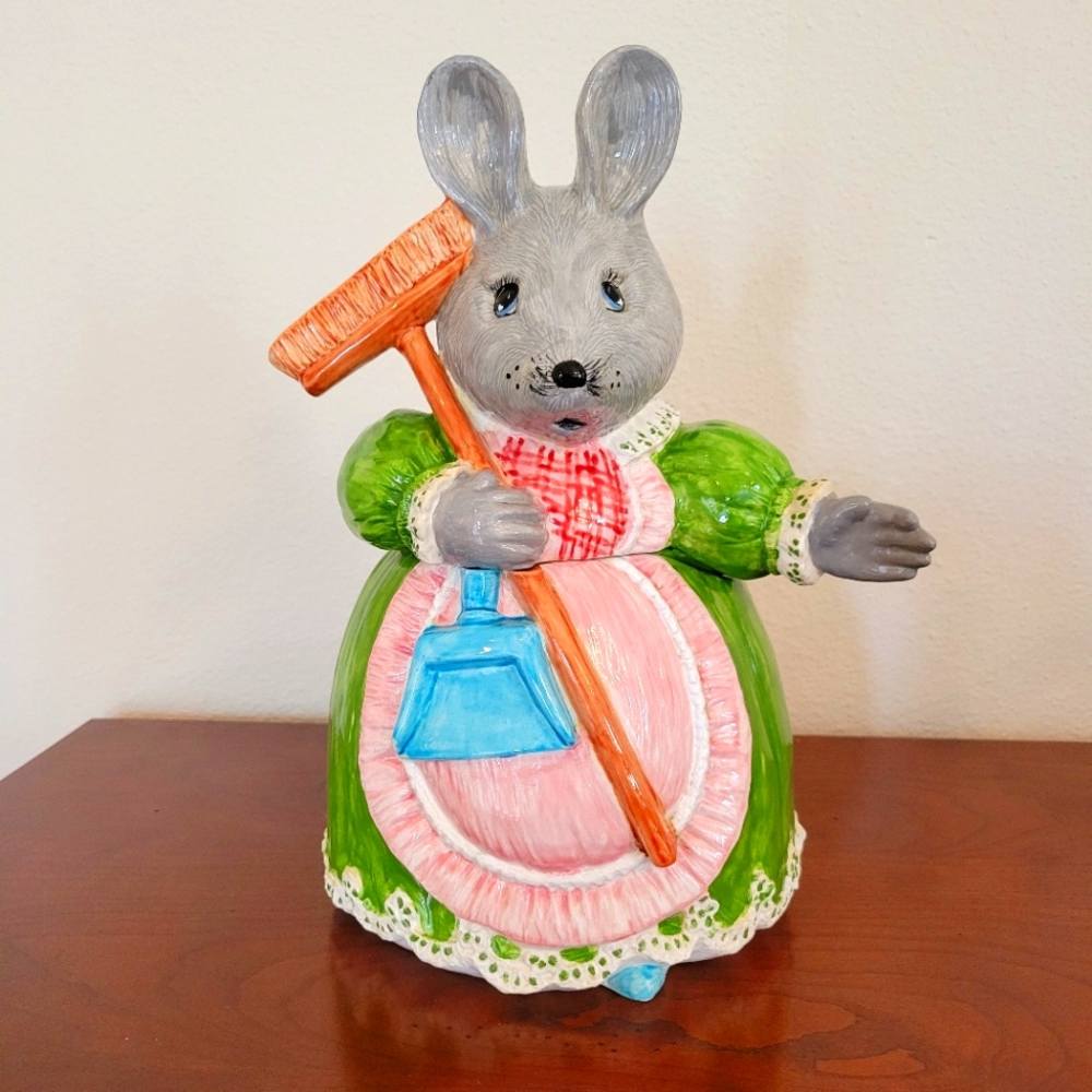Beatrix Potter like Mrs. Mouse Cookie Jar